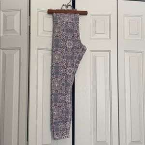 ivory Ella leggings